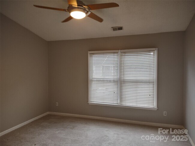 Building Photo - 8206 Legare Ct