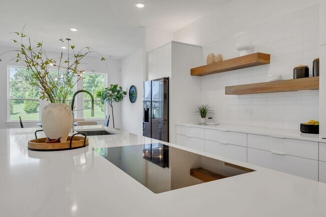 Building Photo - 6409 HIgh Top Ct