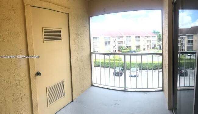 Building Photo - 15285 SW 107th Ln