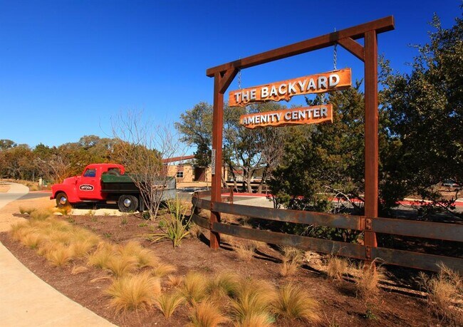 Building Photo - 1560 Mexican Heather Dr