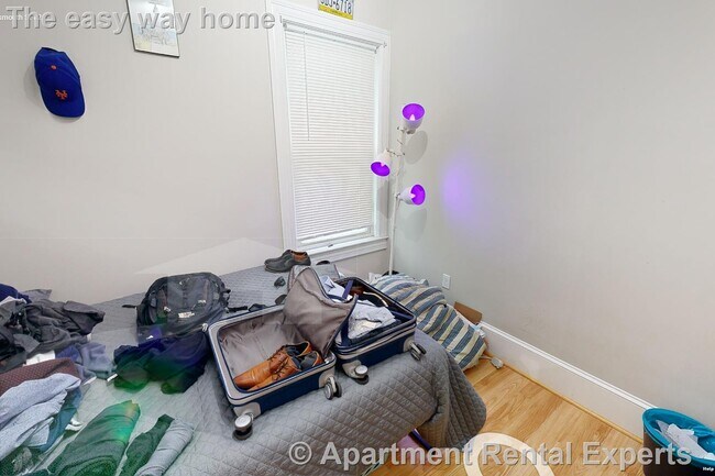 Building Photo - 27 Portsmouth St