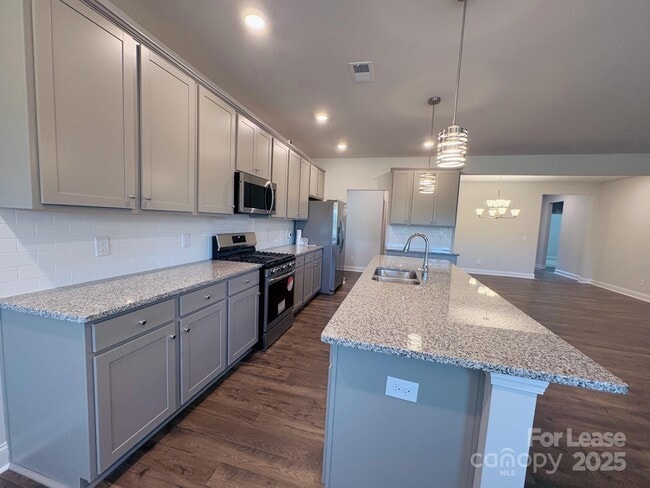 Building Photo - 1038 Mapletree Ln