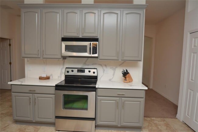 Building Photo - 192 Pine Grove Dr
