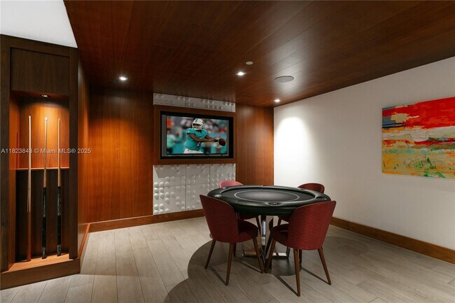 Building Photo - 300 Sunny Isles Blvd