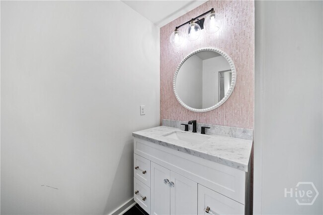 Building Photo - 1060 Cobblestone Ln