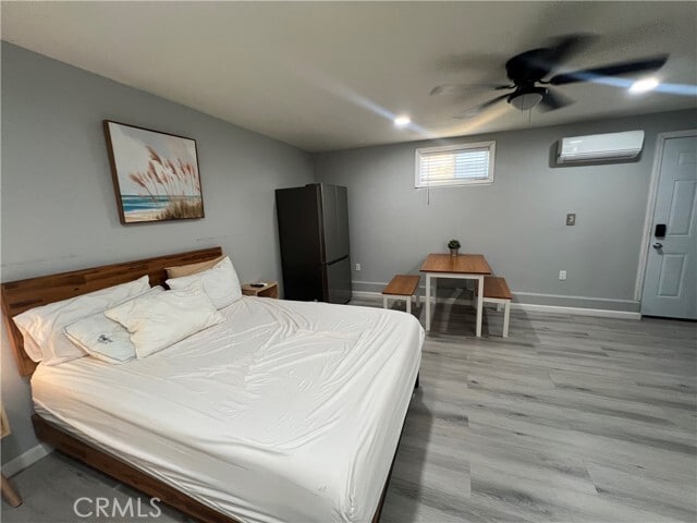 Building Photo - 10485 La Sombra Ave