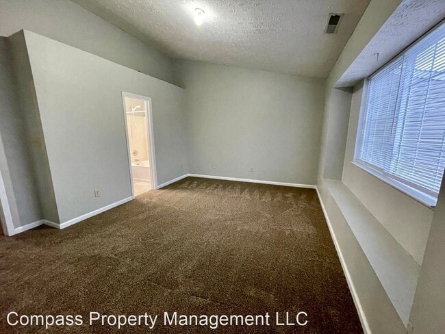 Building Photo - 3 br, 2.5 bath House - 668 Mountain Pine Dr