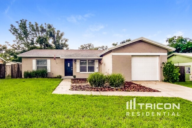 Primary Photo - 111 Ravenway Dr