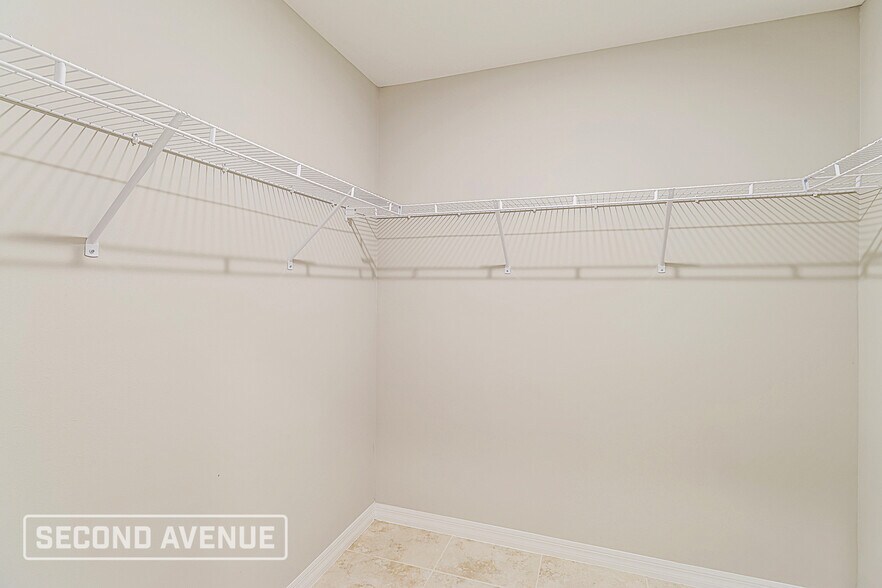 Building Photo - 291 Foley St SE