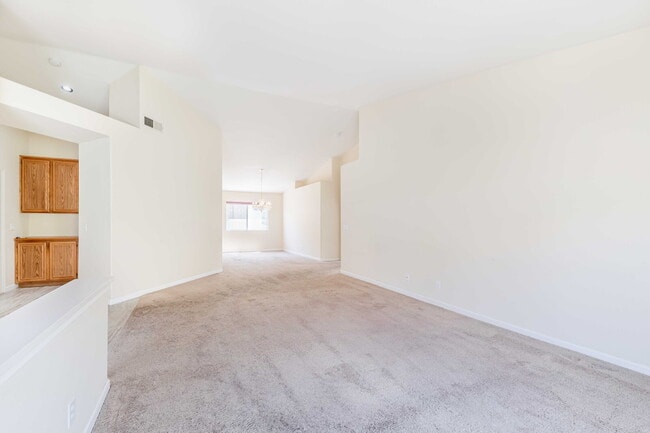 Building Photo - The Colony 55+ community. Great 2 bedroom/...