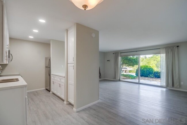 Building Photo - 5700 Baltimore Dr