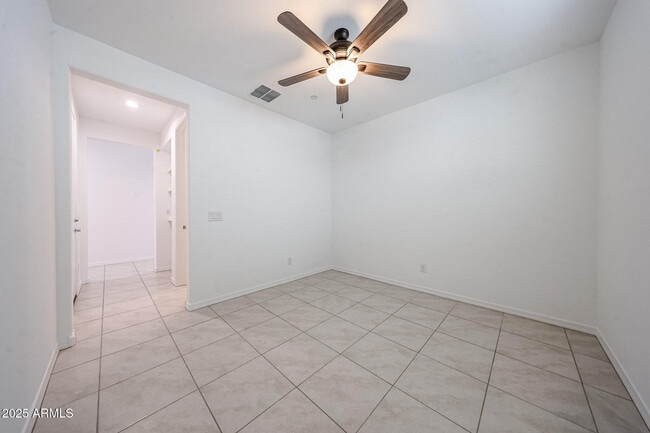 Building Photo - 28562 N 133rd Ln