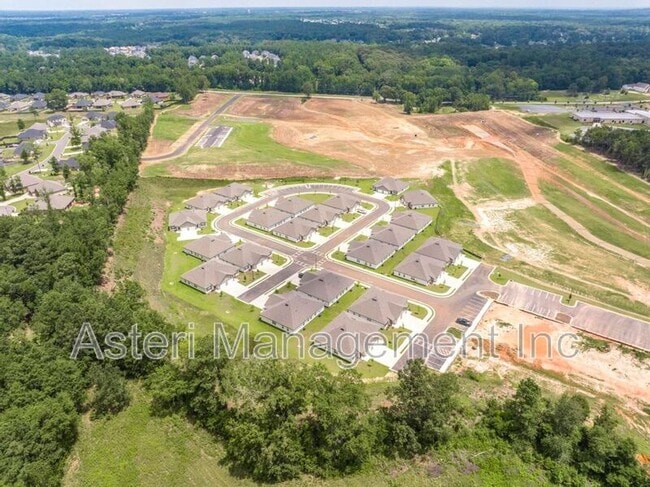 Building Photo - 2141 Houston Lake Rd