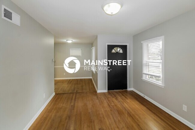 Building Photo - 4 Bedroom Pet-Friendly Home in Memphis, TN...