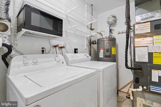 Building Photo - 11330 Headlands Ct