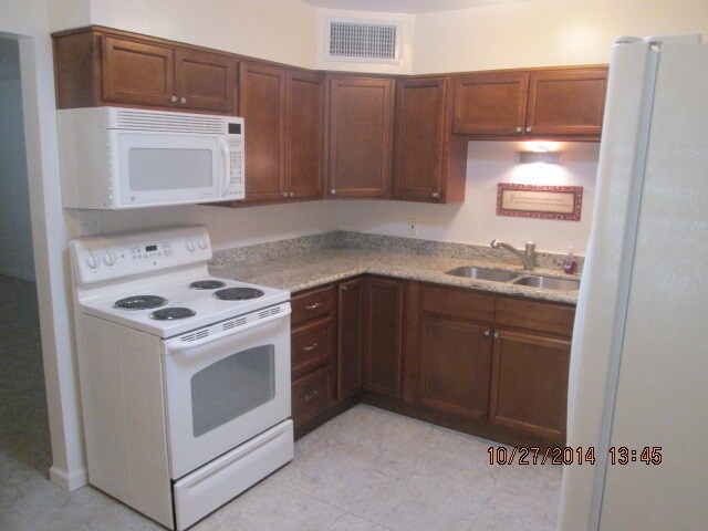 Building Photo - COMING SOON!!! WALKING DISTANCE TO THE CLA...