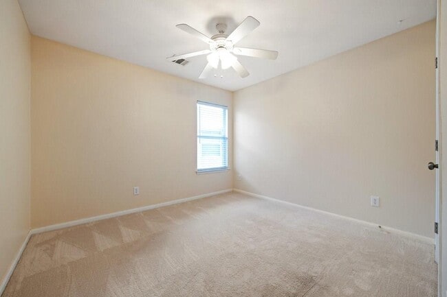 Building Photo - 2720 Granite Creek Dr