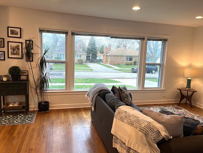 Building Photo - 8717 Karlov Ave