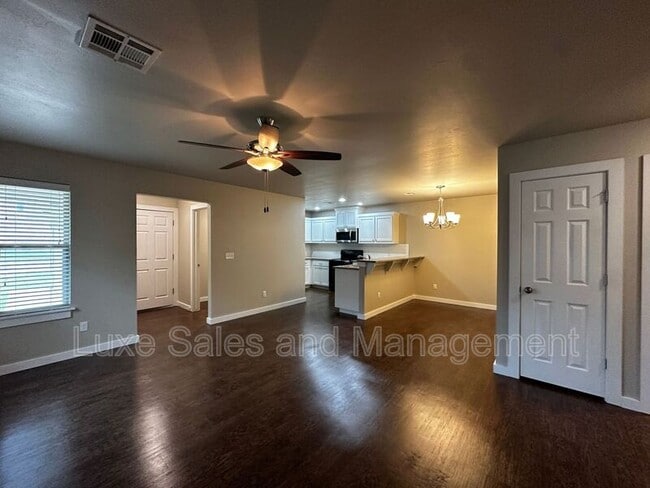 Building Photo - 1419 MacAlpine St