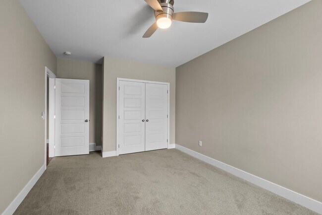 Building Photo - 145 Summerfield Way
