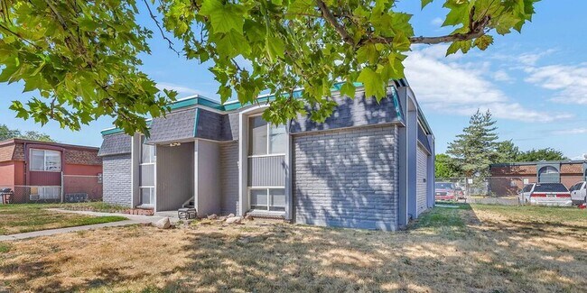 Primary Photo - WVC 4Plex