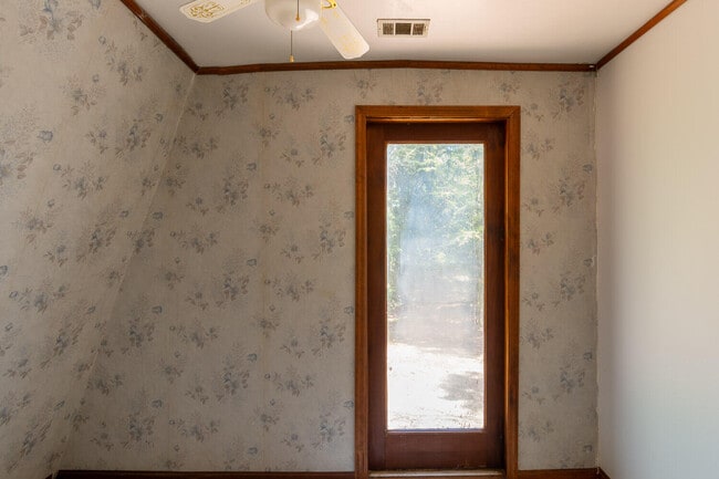 Building Photo - 2865 Old Thomson Rd