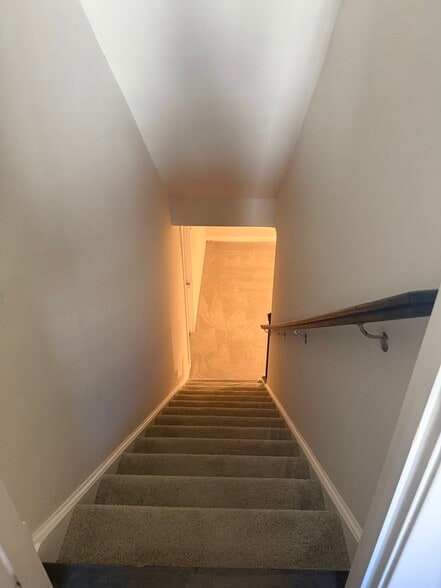 Building Photo - 440 Tree of Heaven Way