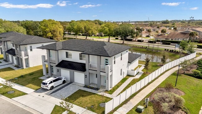 Building Photo - Stunning New Construction Villa for Rent Near Lake John