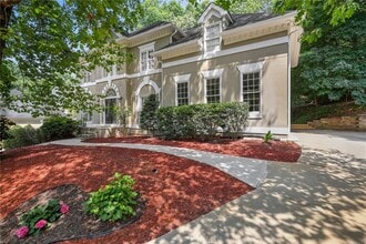 Building Photo - 110 Weedon Ct