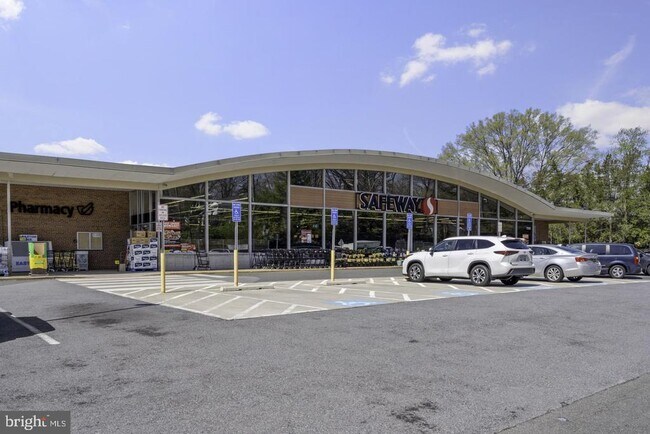 Building Photo - 8908 Charles Augustine Dr