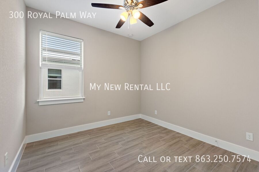 Building Photo - 300 Royal Palm Wy