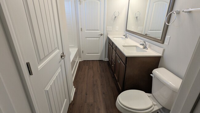 Building Photo - 19 Cantata Cir