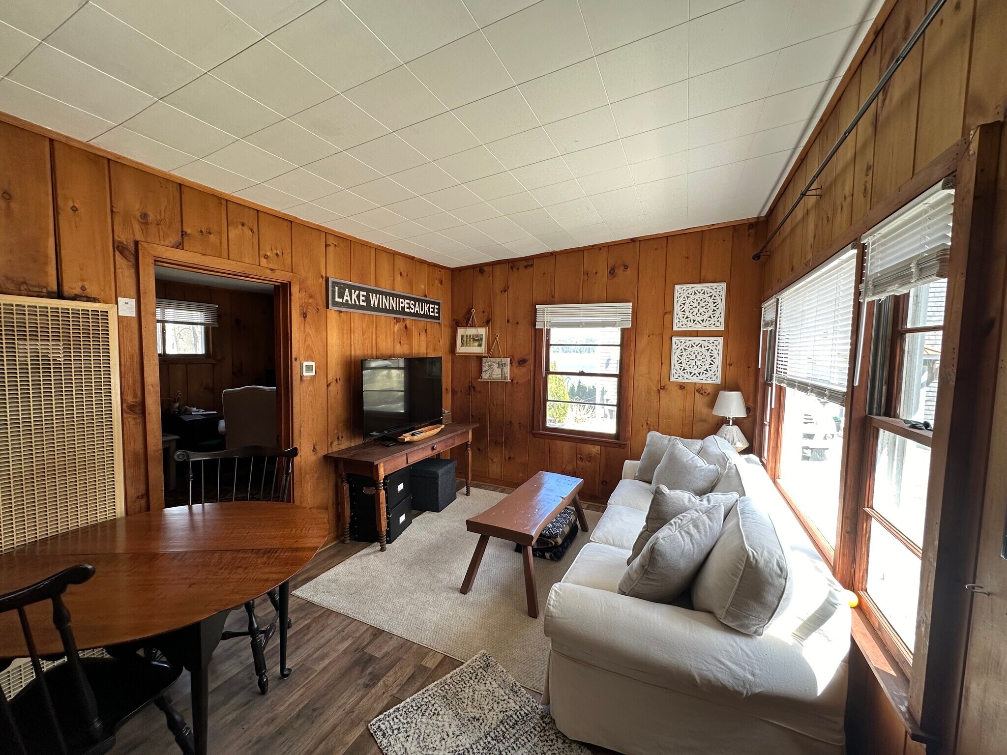 Building Photo - 14 Lake Shore Dr