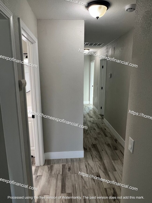 Building Photo - Cosy Home For Rent