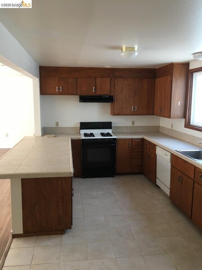 Building Photo - 1641 Walnut St