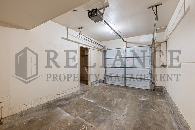 Building Photo - 510 W 30th St