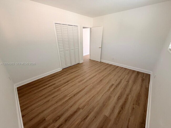 Building Photo - 95-97-97 NE 168th St