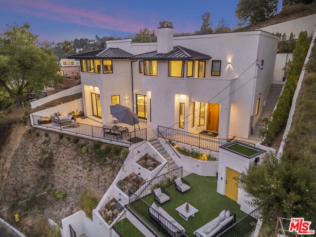 Building Photo - 3101 Belden Dr