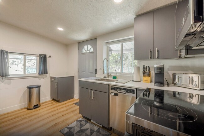 Building Photo - 1219 W 500 S