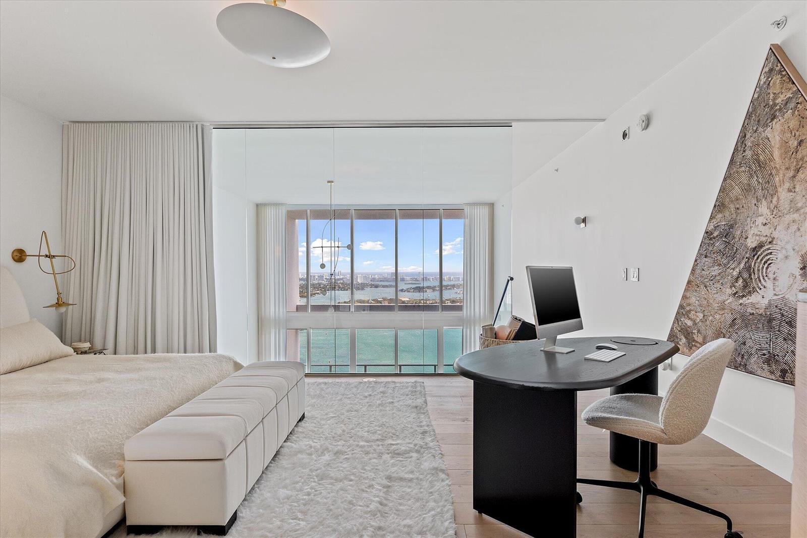 Building Photo - 1040 Biscayne Blvd