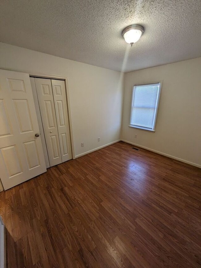 Building Photo - 3BD/2BA Single Family Home in Conover, NC!