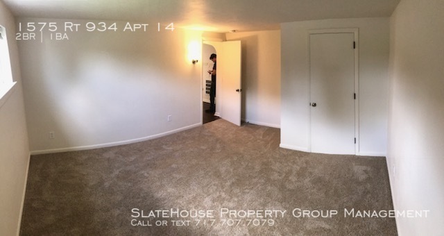 Building Photo - Large 2 Bedroom, 1 bathroom Unit