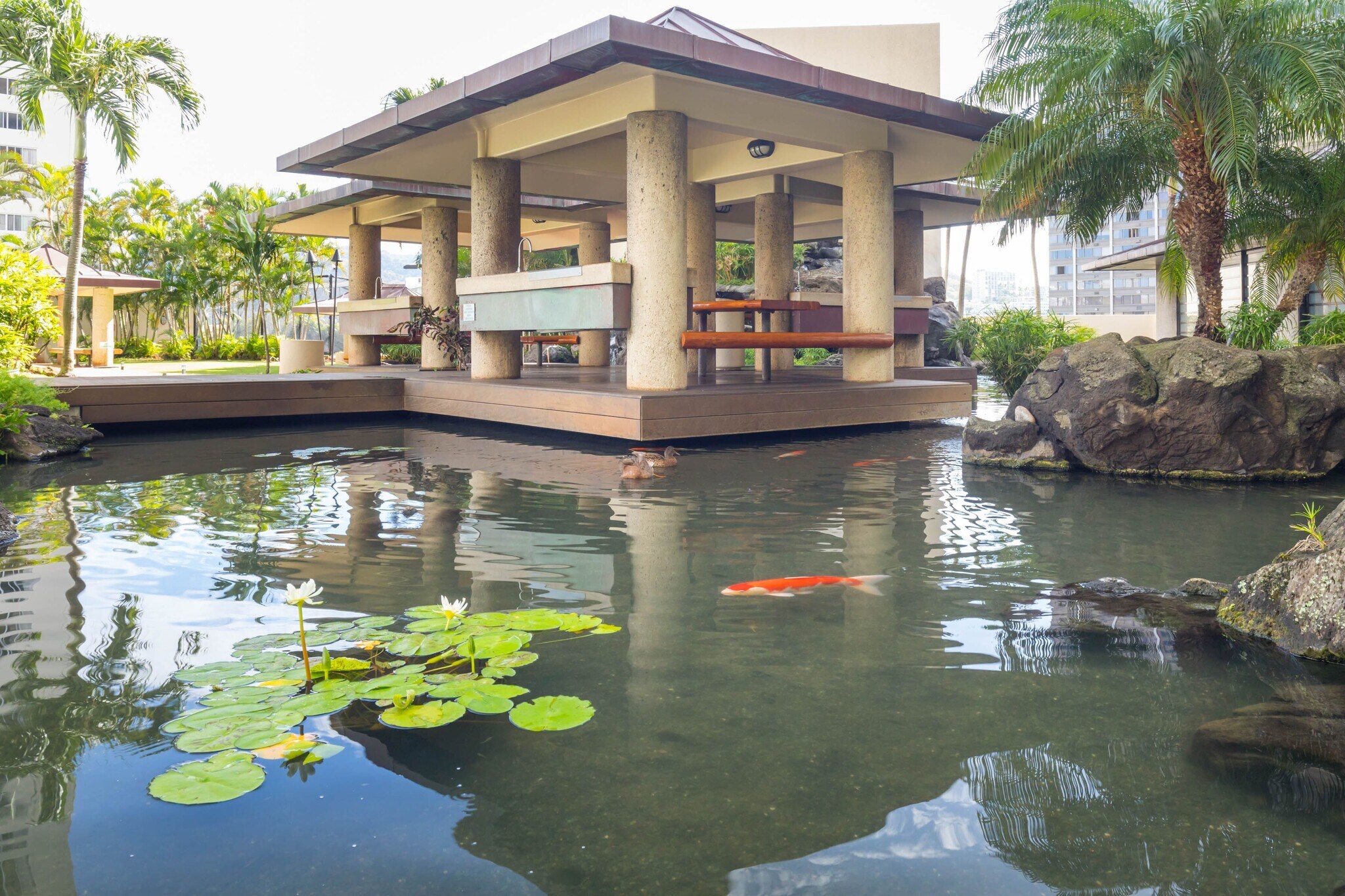 Building Photo - 1212 Nuuanu Ave