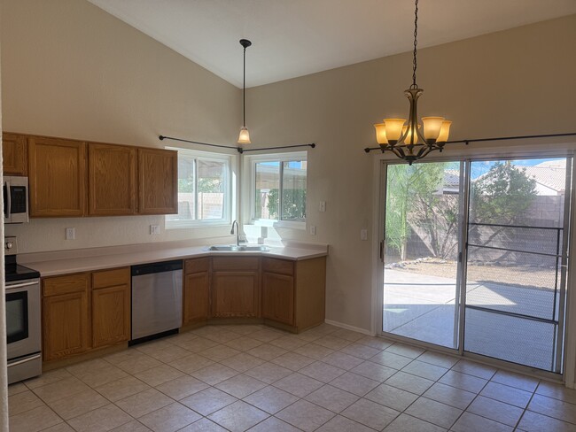 Building Photo - 8984 N Clover Way