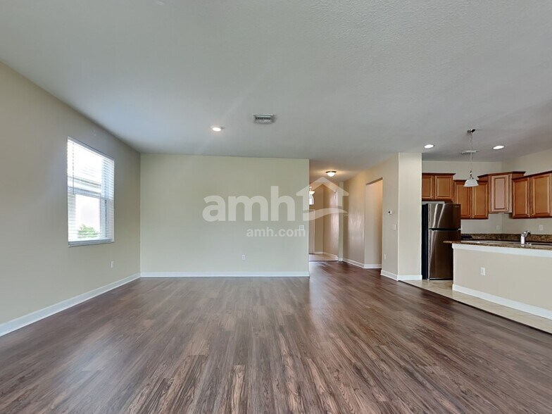 Building Photo - 13343 Graham Yarden Dr