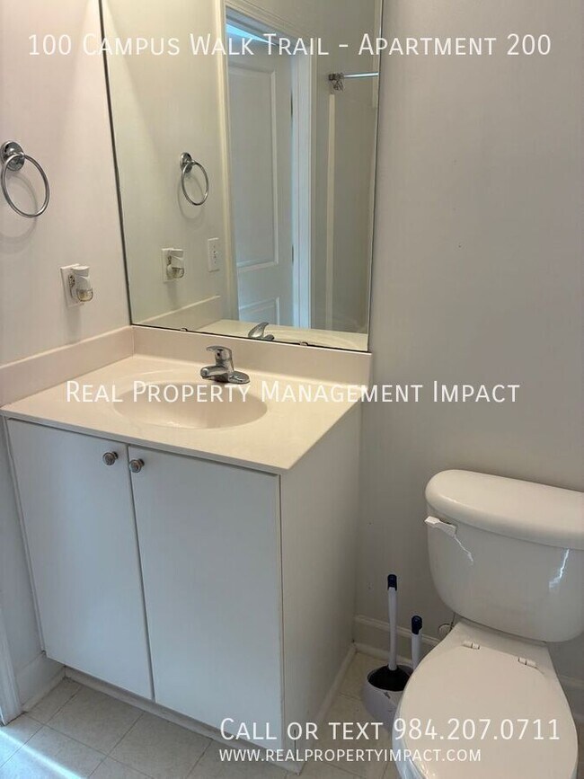 Building Photo - 100 Campus Walk Trl