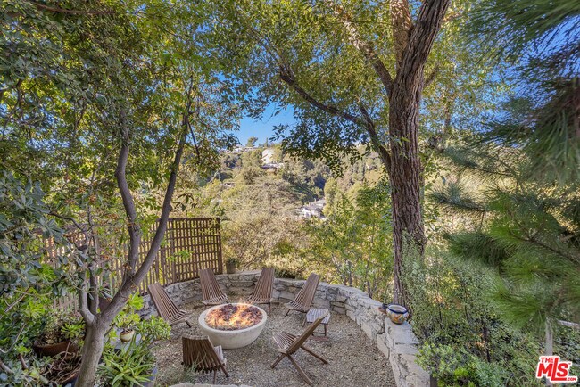 Building Photo - 5767 Tuxedo Terrace