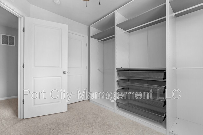Building Photo - 4322 Roland Heights Ave