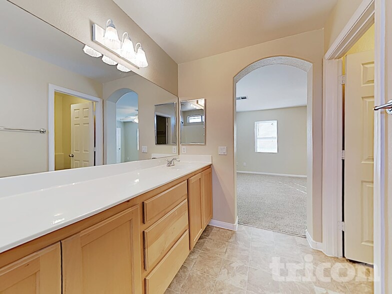 Building Photo - 1590 Johnny Loftus Ct