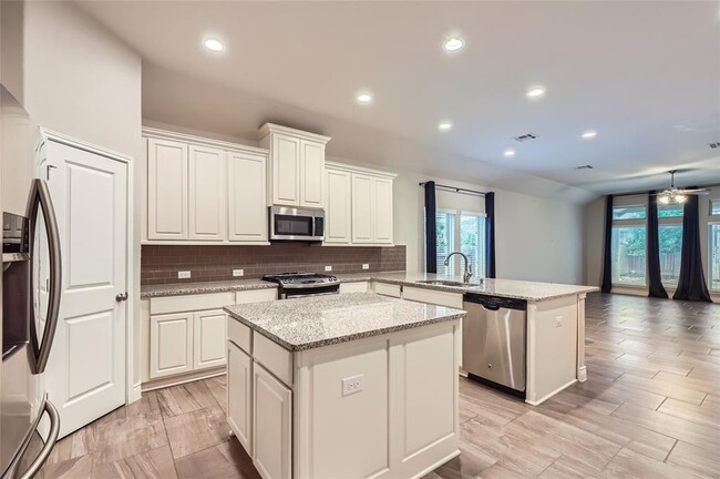 Building Photo - 116 Painted Lady Cove